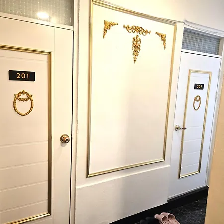 Ddp Guesthouse